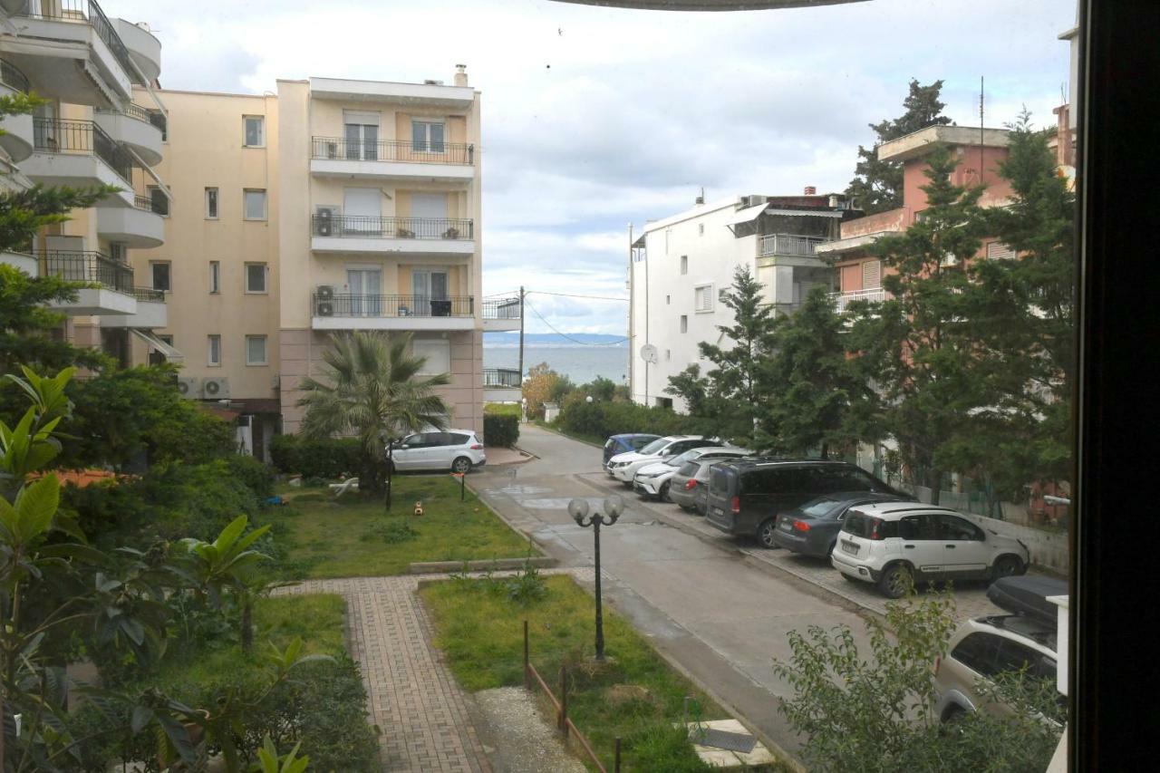 Studio On The Beach With Private Garden Agia Triada (Thessaloniki) Exterior photo