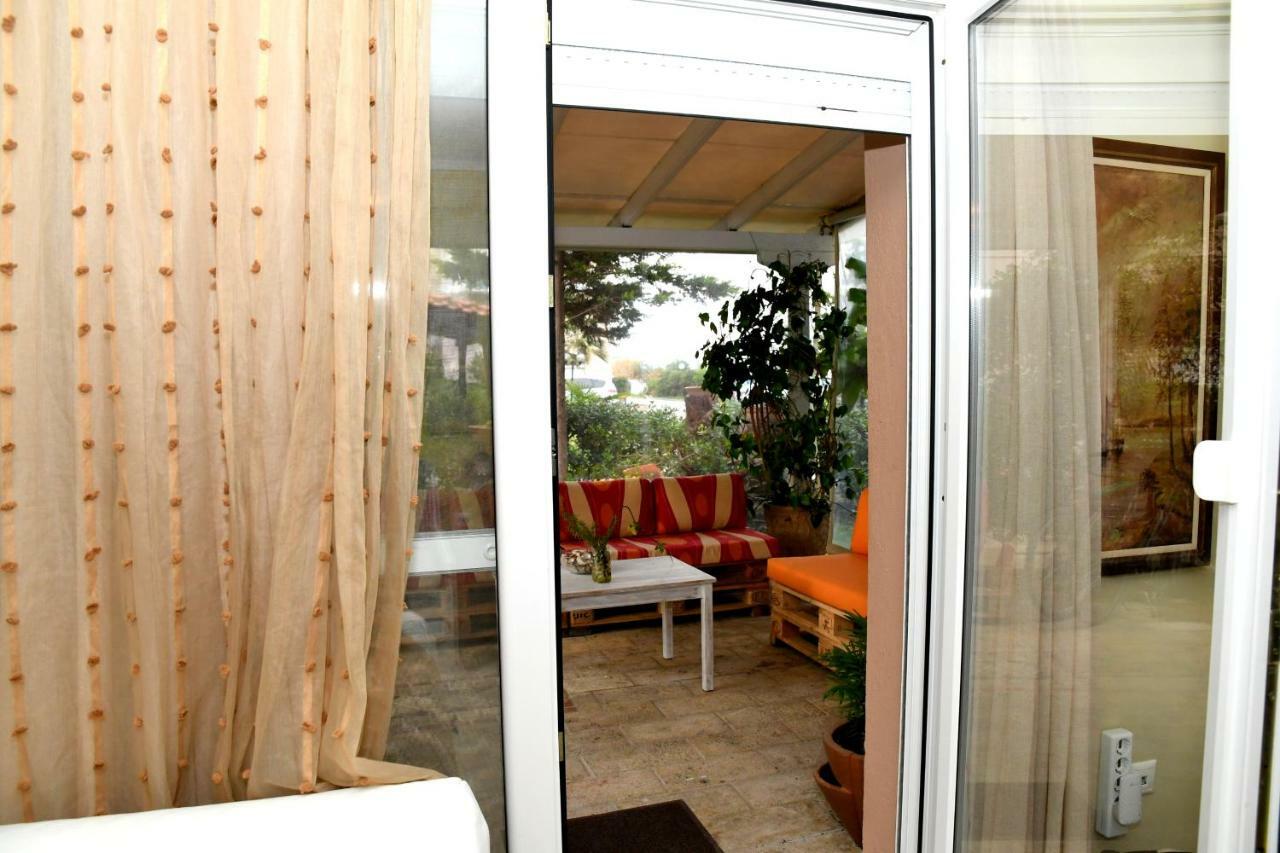 Studio On The Beach With Private Garden Agia Triada (Thessaloniki) Exterior photo
