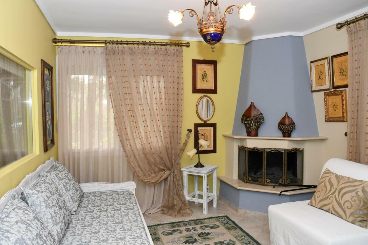 Studio On The Beach With Private Garden Agia Triada (Thessaloniki) Exterior photo