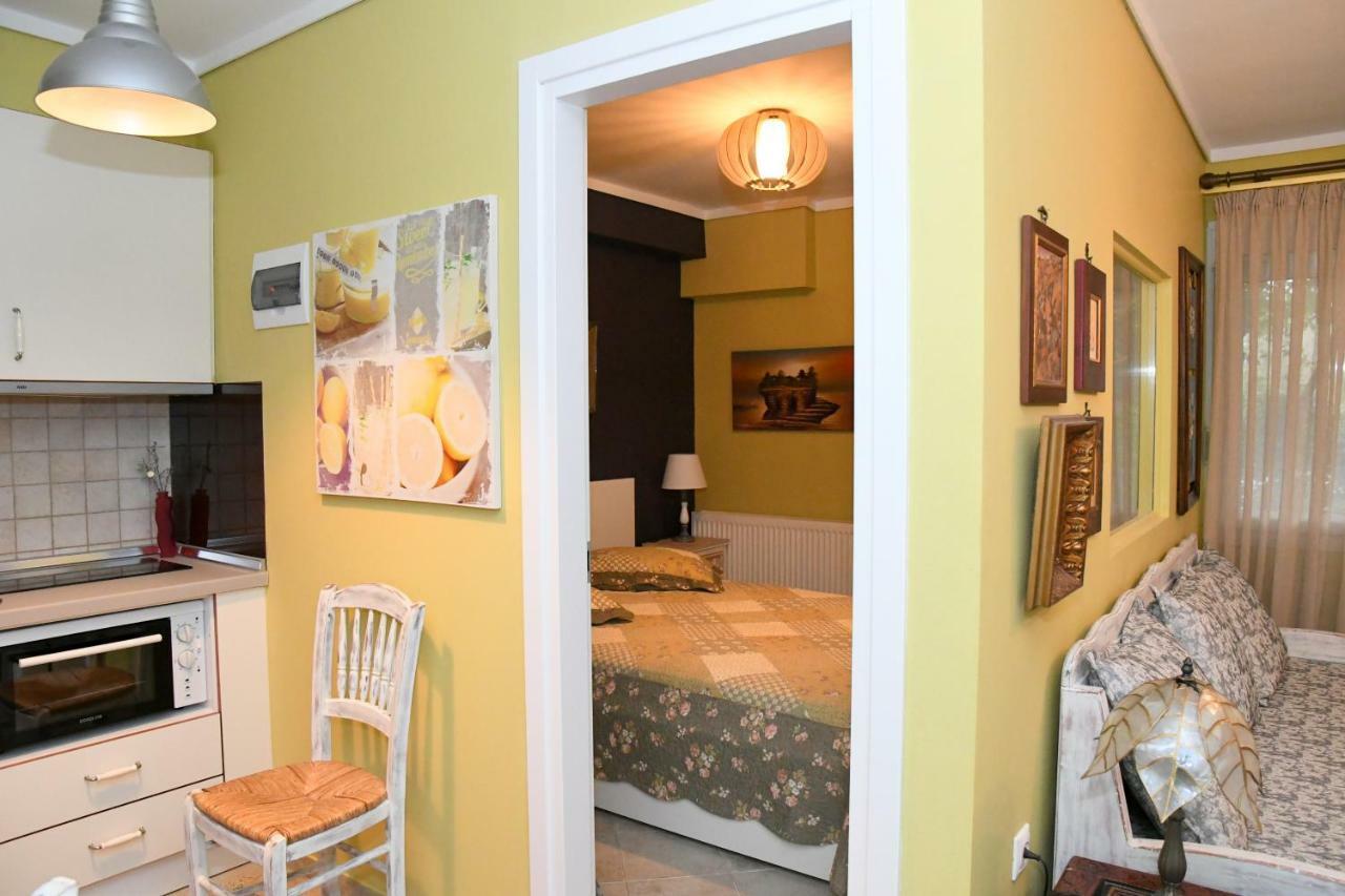 Studio On The Beach With Private Garden Agia Triada (Thessaloniki) Exterior photo